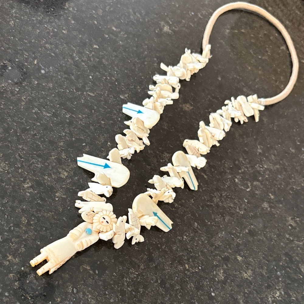 Vintage Zuni Fetish Kachina Carved Animal Necklace Native Sun maiden turquoise